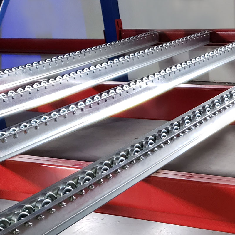 Metal-Skate-Wheel-In-Pallet-Rack Metal Skate Wheel Pallet Flow